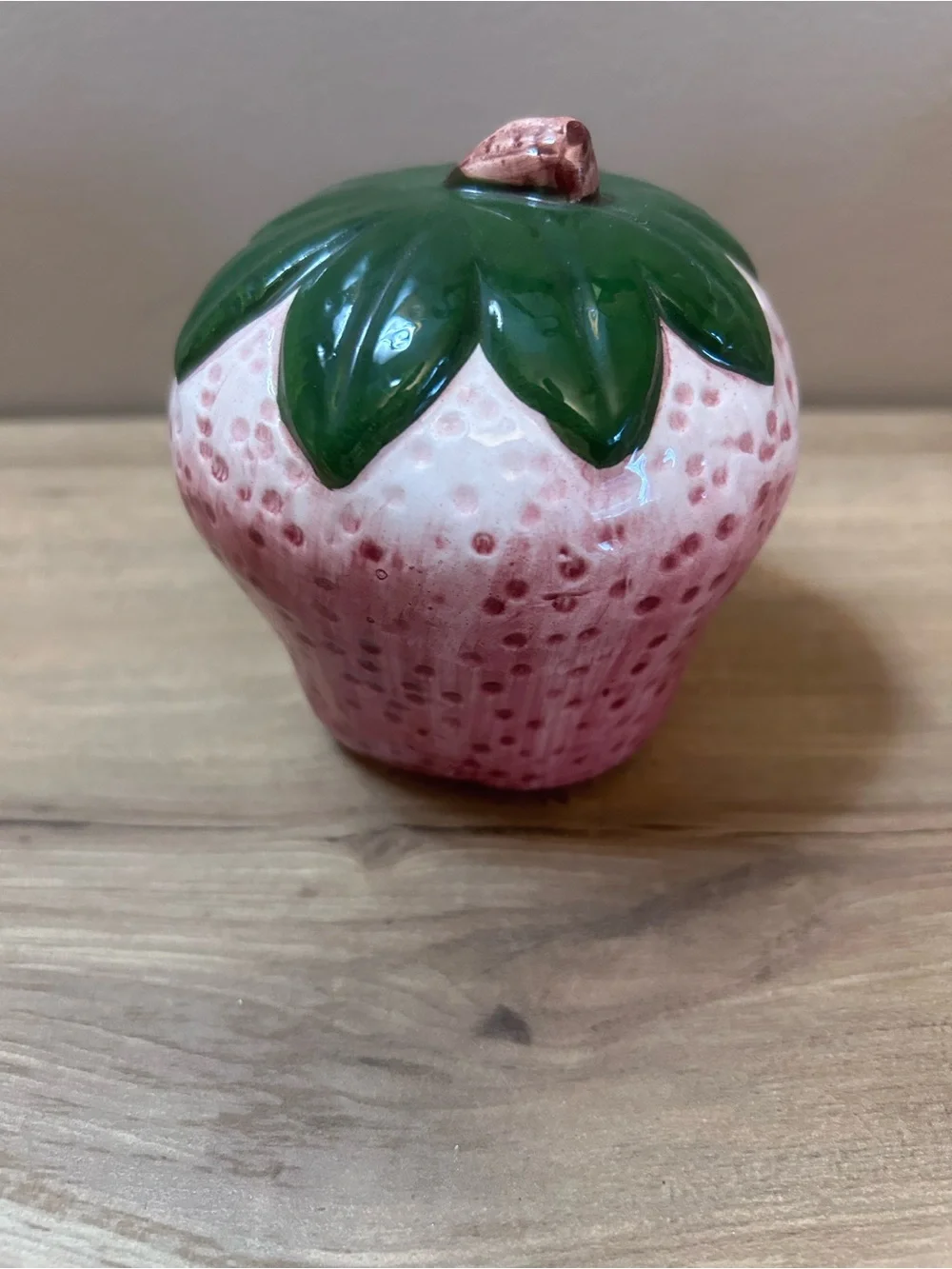 Vintage Pink and Green Strawberry Ceramic Dish scrubber